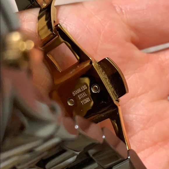 Michael Kors Watch - Picture 5 of 5